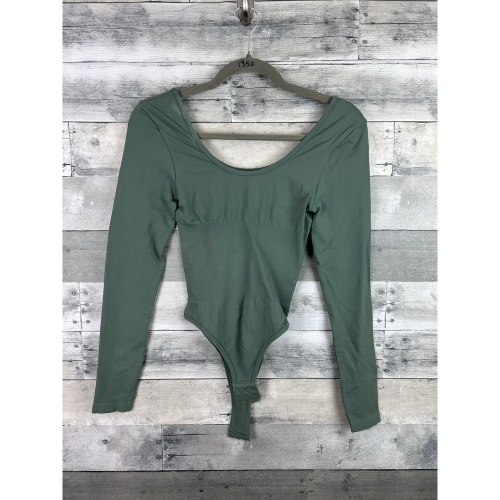 Dynamic Green Long Sleeve Body Suit One Size